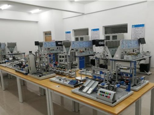 新乡工程学院信息工程专业2024年专升本全面解析——开启智慧未来，成就技术精英